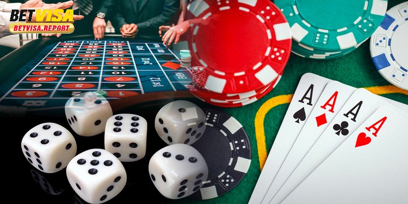 Dàn dealer với ngoại hình cực kỳ bắt mắt luôn sẵn sàng phục vụ